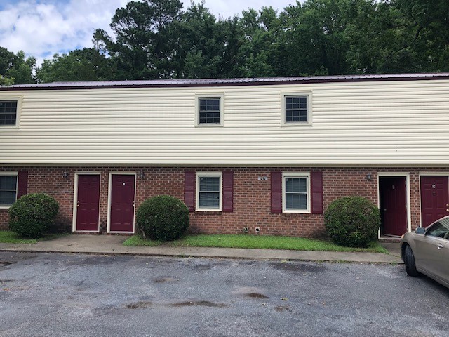 Front View - 717 Hooker Rd