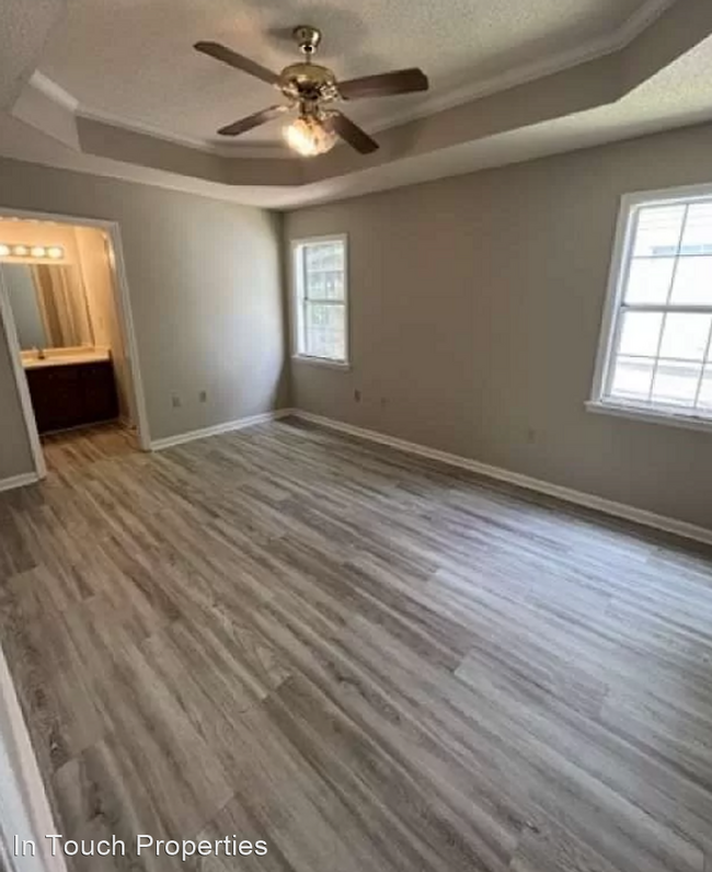 Building Photo - 3 br, 2 bath House - 251 Blue Pool Dr