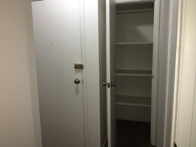 Foto del edificio - 915 Wheeler Ave