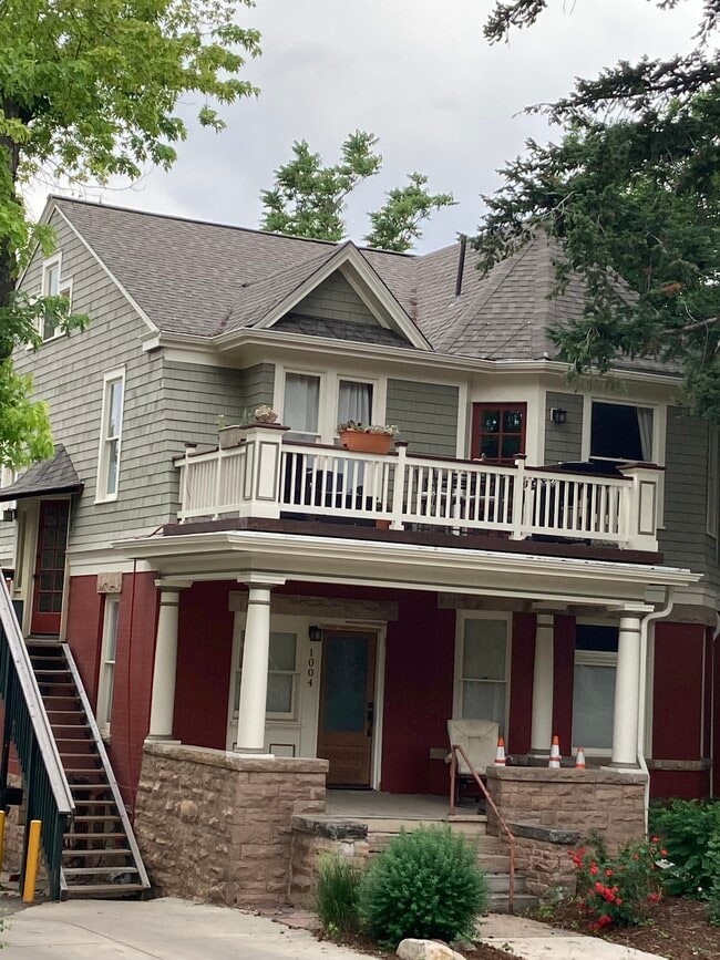 Street View - 1004 PINE ST