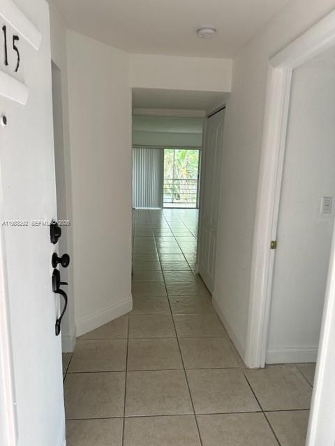 Foto del edificio - 4255 N University Dr