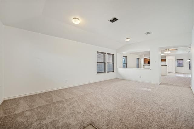 Foto del edificio - 2683 Lake Ridge Dr