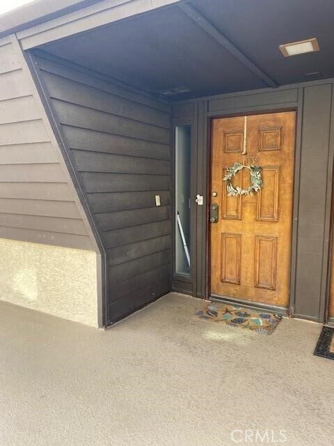 Foto principal - 15050 Sherman Way