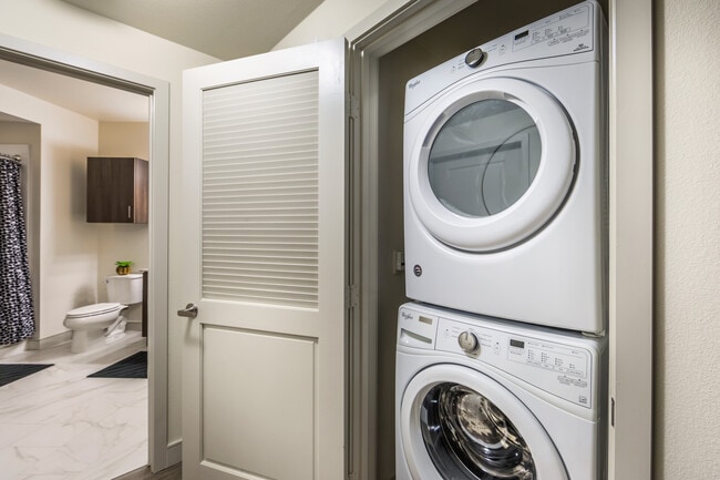 Photo - Rize Irvine Apartments