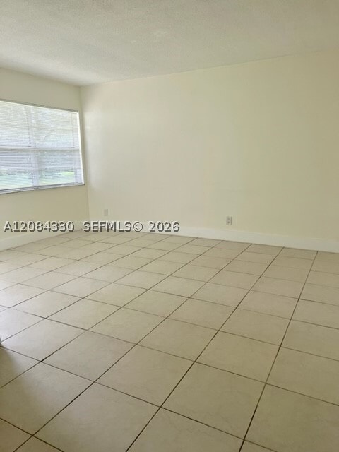 Building Photo - 4163 SW 67th Ave