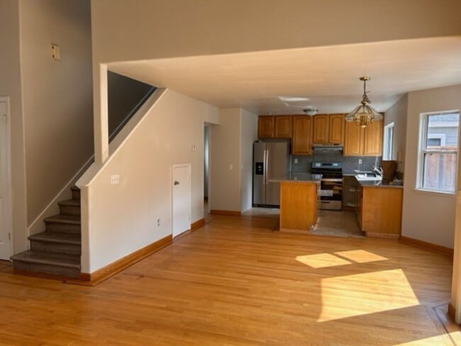 Building Photo - 705 Judith Ct