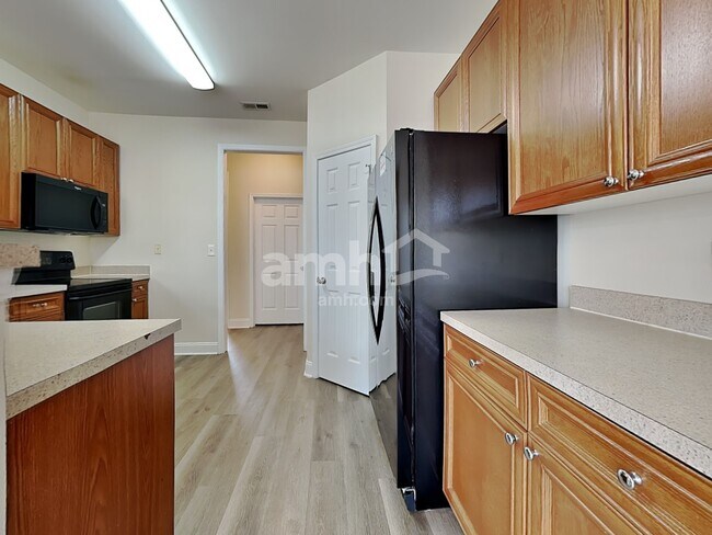 Foto del edificio - 112 Spalding Ln