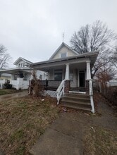 Building Photo - 721 E McClure Ave