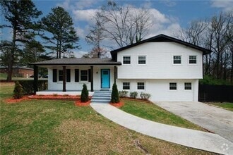 Building Photo - 1616 W Kellogg Cir
