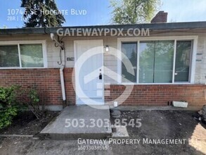 Building Photo - 10746 SE Holgate Blvd