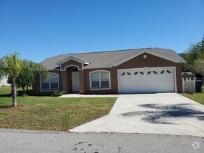 Building Photo - 8039 Ridgeglen Cir E