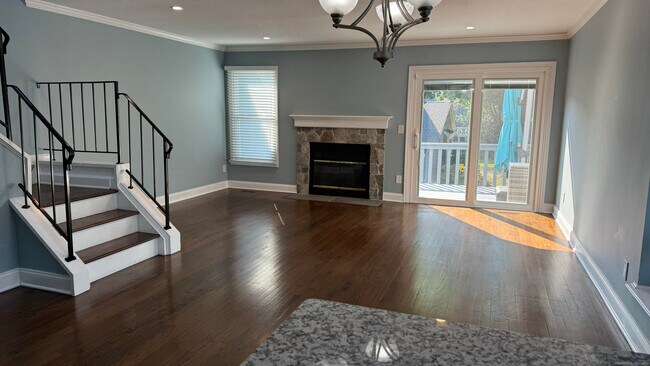 Foto del edificio - 90 Fawn Ridge Ln