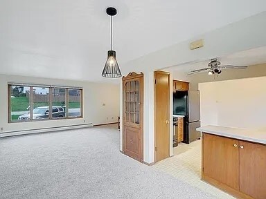 Foto del edificio - 987 County Road C2 W