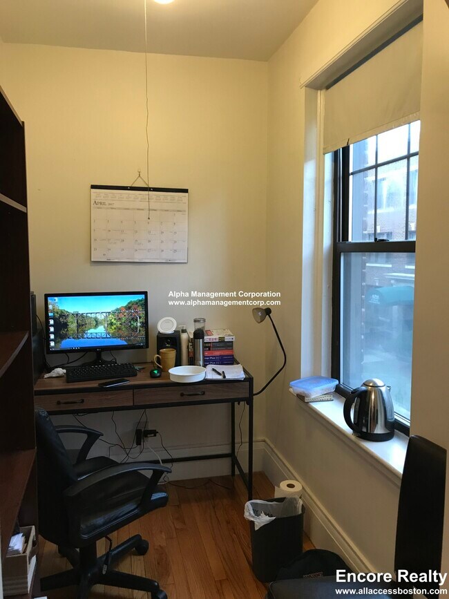 Foto del edificio - 349 Pleasant St