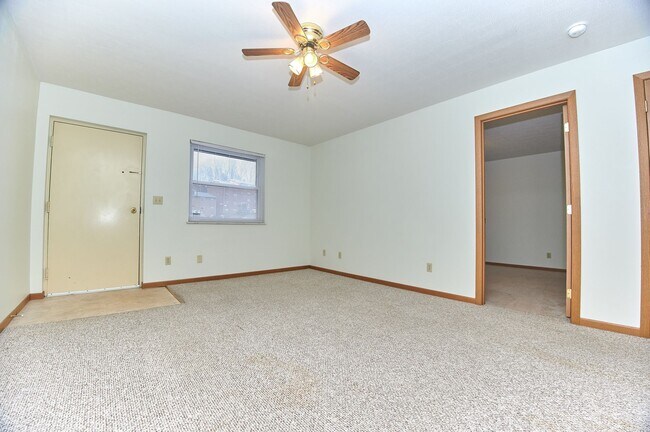 Foto del edificio - Pine View Townhomes