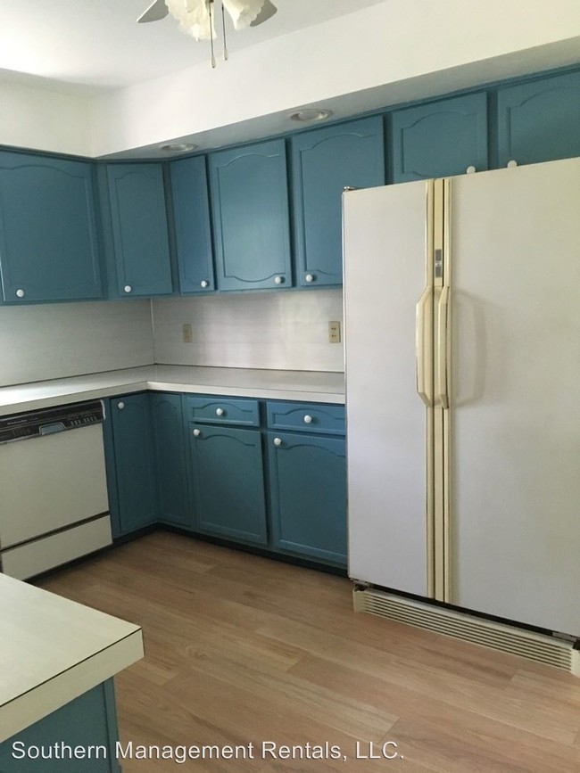 Building Photo - 3 br, 2.5 bath House - 1140 Felton Road