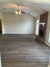 Building Photo - 9412 Riviera Dr