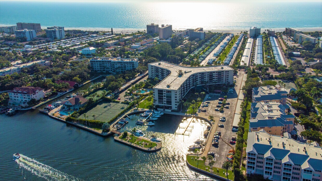 5855 Midnight Pass Rd Unit 718, Siesta Key, FL 34242 Condo for Rent