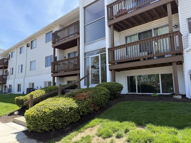 Photo - 5605 Coach Dr E Townhome