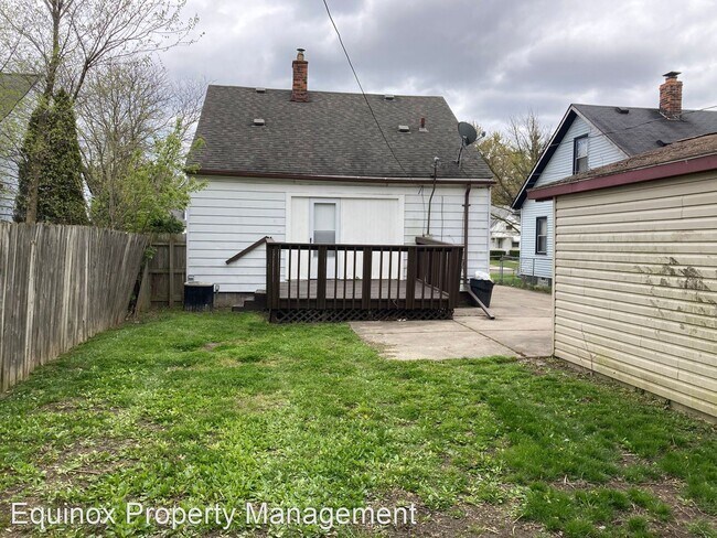 Building Photo - 3 br, 1 bath House - 19381 Beaconsfield