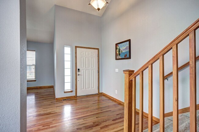 Foto del edificio - Canterberry Crossing Parker CO 4 bed 3 bat...