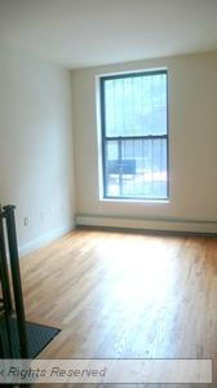 Foto principal - 437 W 54th St