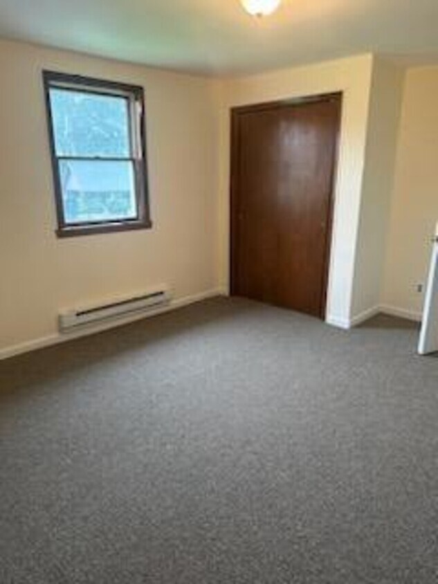 393 Powerhouse Ln Unit 101, Stroudsburg, PA 18360 Condo for Rent in