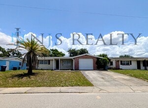 Building Photo - 9520 Gray Fox Ln