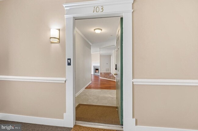 Building Photo - 9060 Gracious End Ct