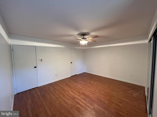 Building Photo - 246 Fir Tree Ct