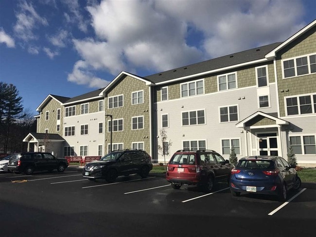 Foto del edificio - 10 E Ridge Dr