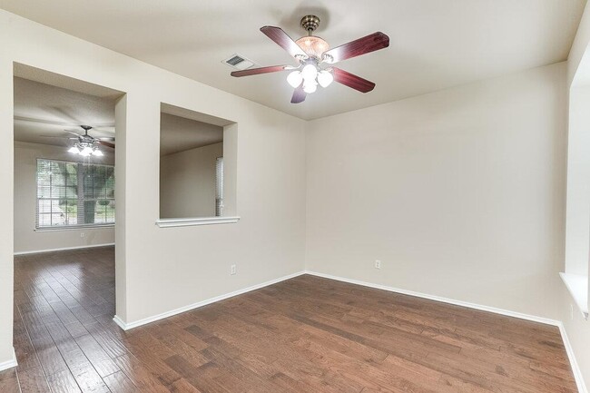 Foto del edificio - 3237 Arroyo Bluff Ln