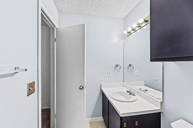 Foto del edificio - 12724 Merseyside Dr