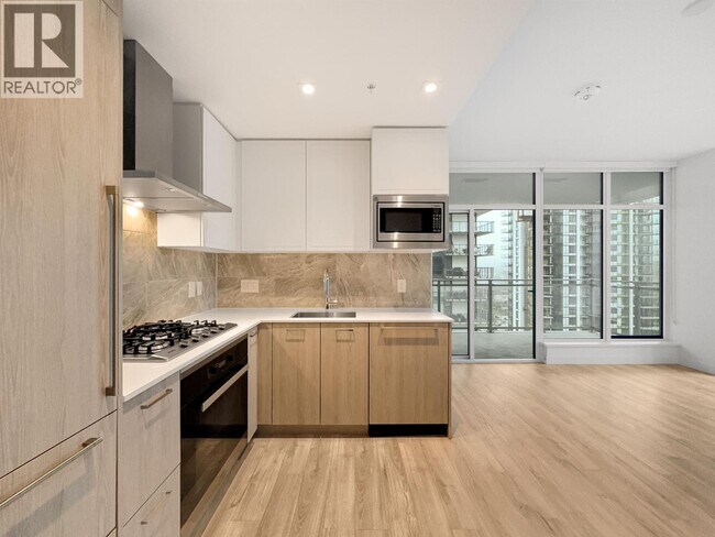 Photo du bâtiment - 2288 Alpha Ave