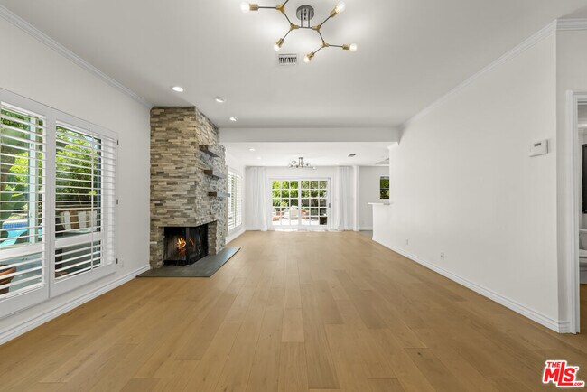 Building Photo - 23333 Weller Pl