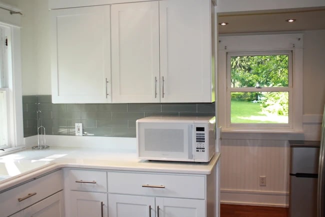 Building Photo - 213 E Cottage Grove Ave