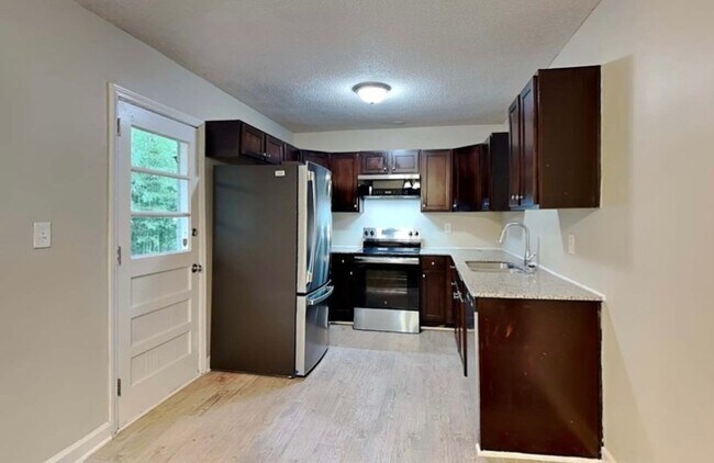 Foto del edificio - 2751 Flagstone Dr SE