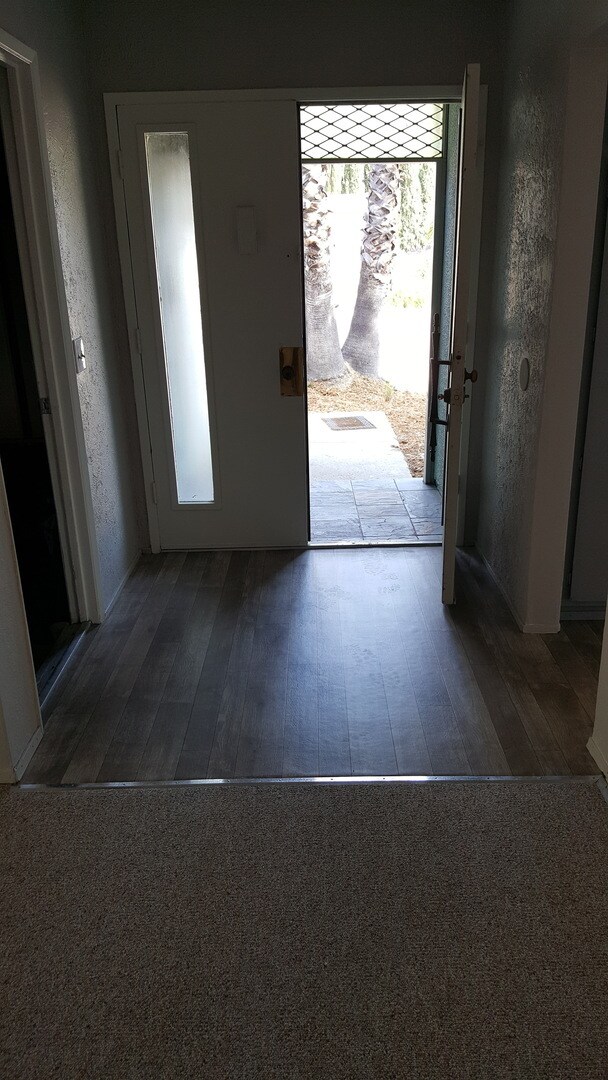 Foto del edificio - Santee (West End) newly remodeled Home! 3B...