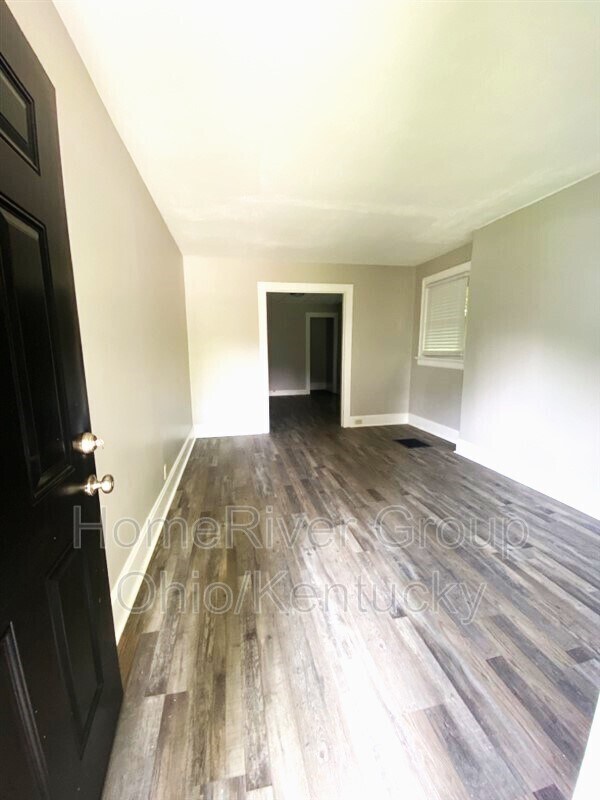 Building Photo - 4130 Talbert St