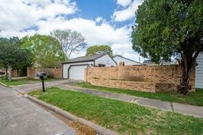 Primary Photo - 13550 San Rafael Ln