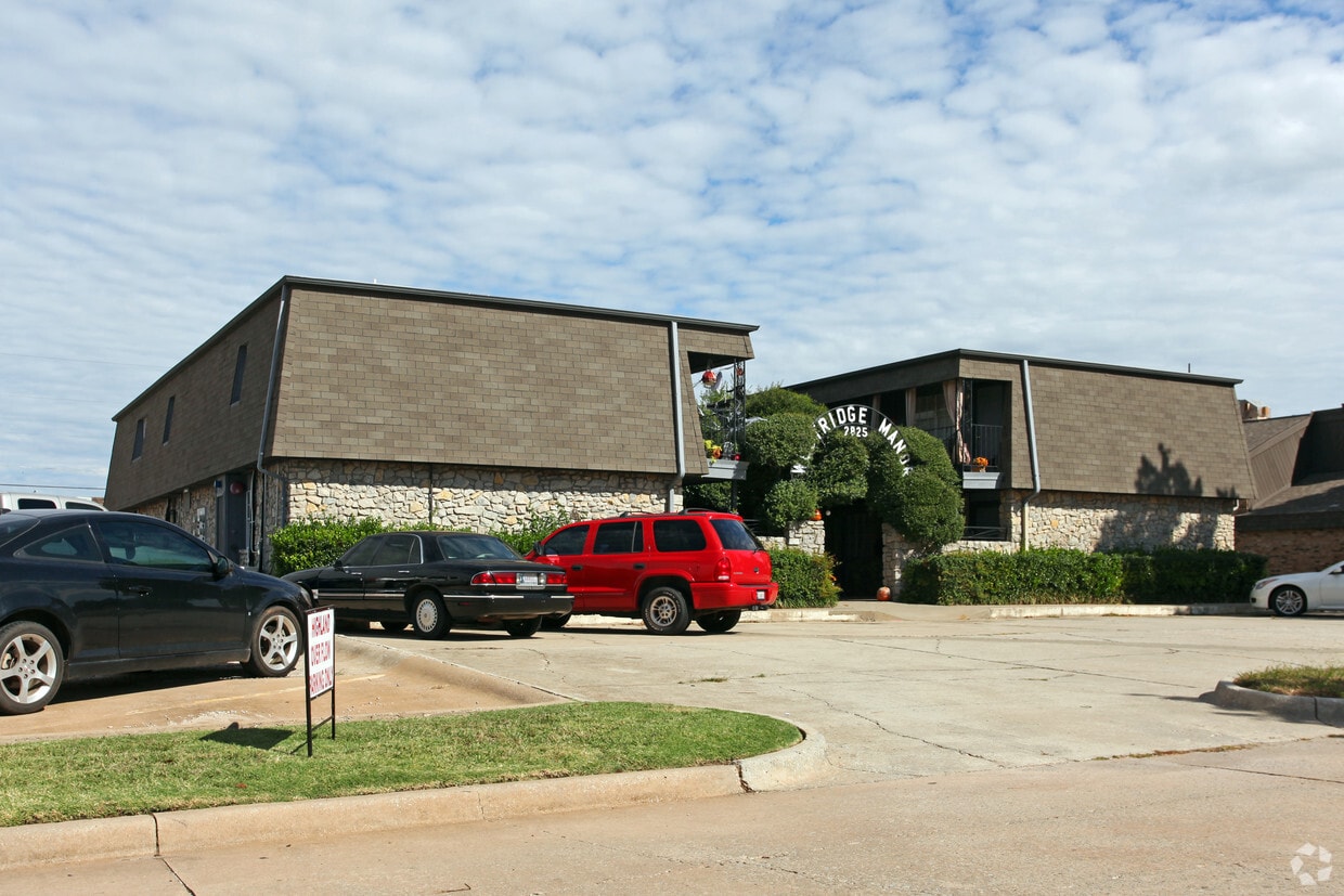 Building Photo - Westridge Manor