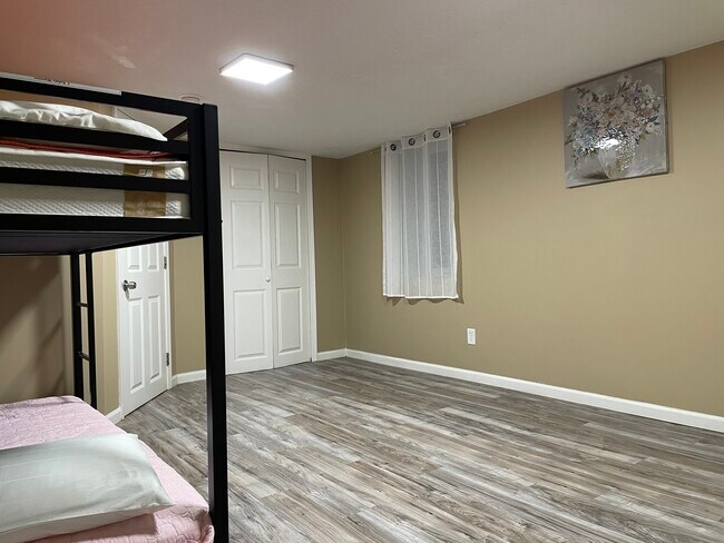 Foto del edificio - 4937 Beard Ave N