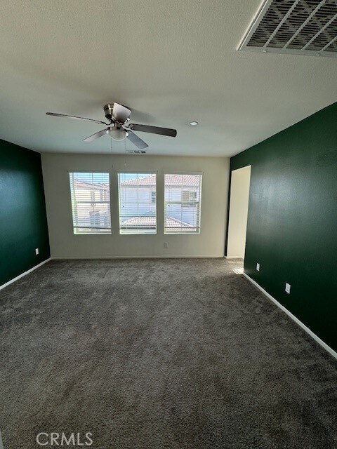 Building Photo - 30358 Village Knoll Dr