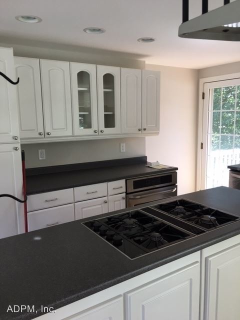 Building Photo - 1 br, 1 bath House - 41 Dollard Rd.