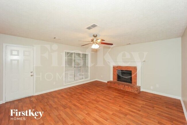 Foto del edificio - 11685 Heritage Dr
