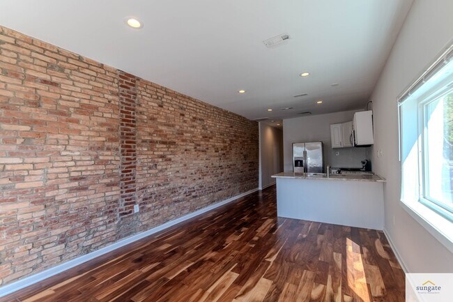 Foto del edificio - 2608 E Fayette St