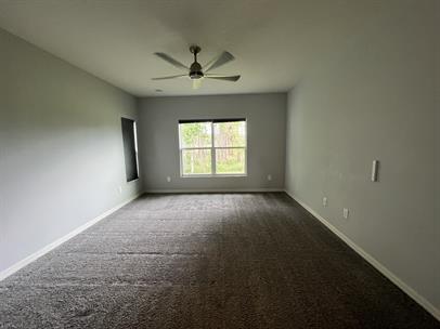 Foto del edificio - 1631 Town Park Ct