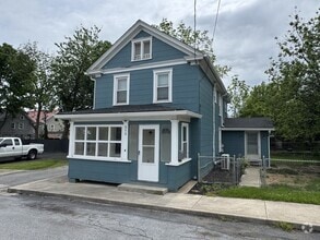 Building Photo - 515 W South St