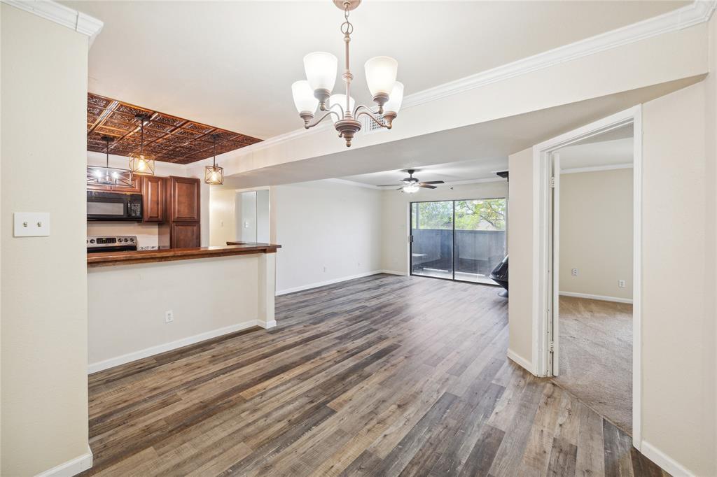Foto principal - 3085 Walnut Bend Ln