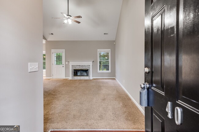 Foto del edificio - 140 Fairfield Rd